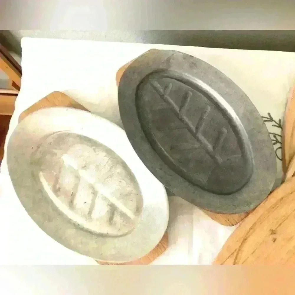 VTG lot steak aluminum plates and wooden bases Made in Japan - Picture 2 of 14